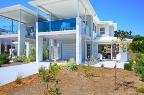 Ayada Villa - Pet Friendly - 1 Min to Beach, Culburra Beach